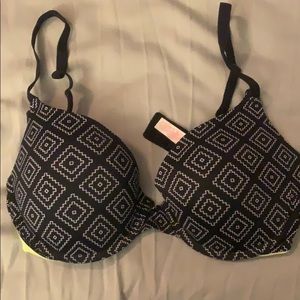 Pink, size 34 D bra, worn once